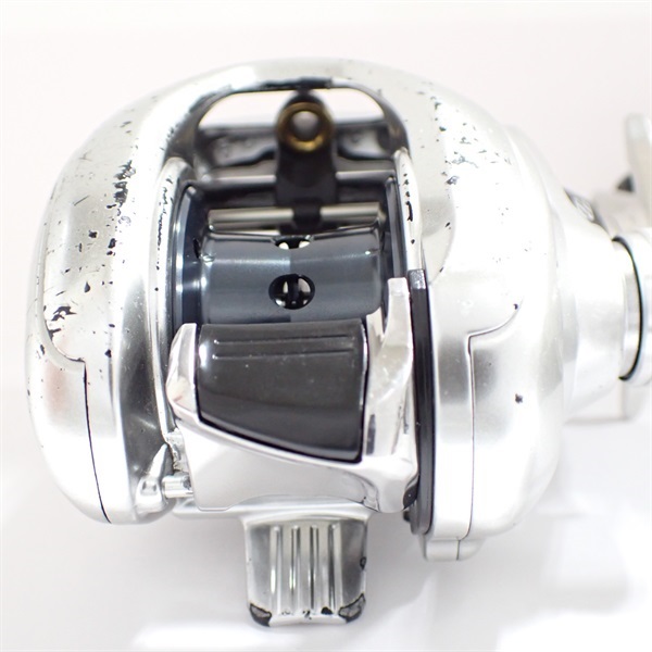 １６メタニウムＭＧＬＨＧ右